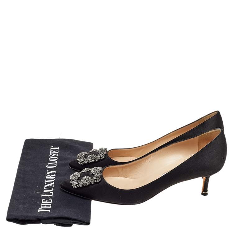 Pre Owned Manolo Blahnik Black Satin Hangisi Embellished Pumps Size 39.5