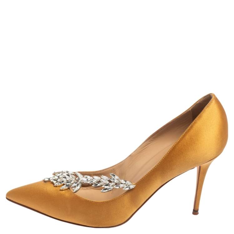 Pre Owned Manolo Blahnik Mustard Yellow Satin Nadira Crystal Embellished Pointed Toe Pumps Size 38.5
