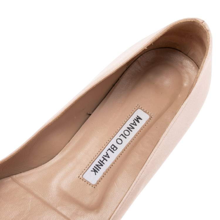 Pre Owned Manolo Blahnik  Beige Satin Hangisi  Ballet Flats Size 37.5