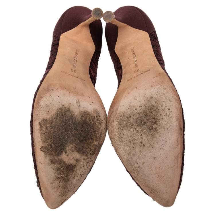 Pre Owned Manolo Blahnik Burgundy Lace  Hangisi  Pumps Size 39