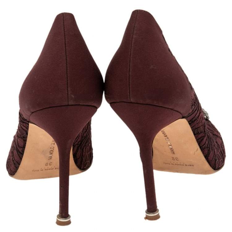 Pre Owned Manolo Blahnik Burgundy Lace  Hangisi  Pumps Size 39