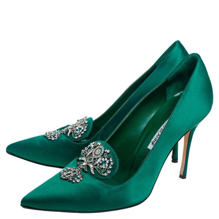 Pre Owned Manolo Blahnik Emerald Green Satin Embellishment Pumps Size 39.5