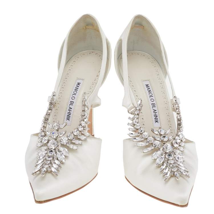Pre Owned Manolo Blahnik White Satin Lala Crystal Embellished Pointed Toe Pumps Size 38