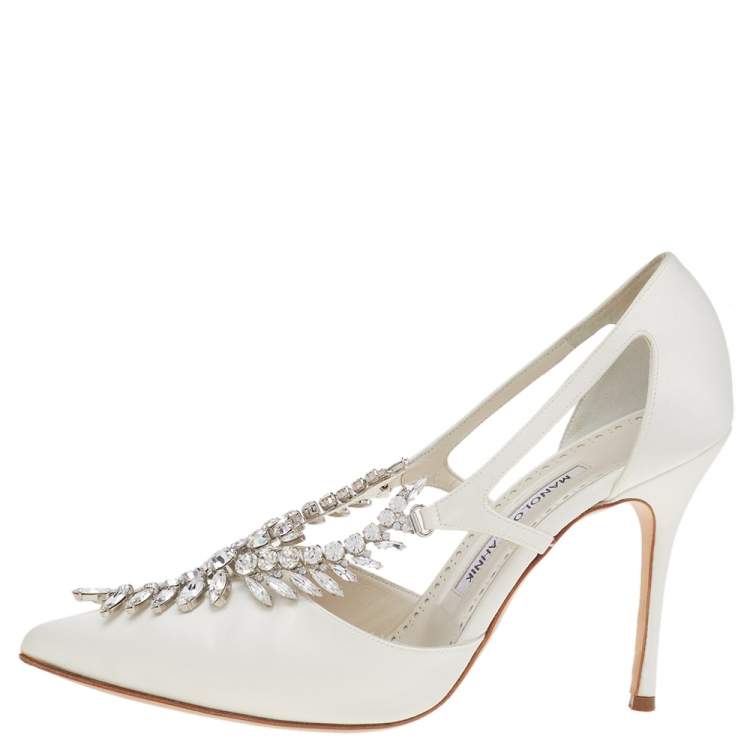 Pre Owned Manolo Blahnik White Satin Lala Crystal Embellished Pointed Toe Pumps Size 38