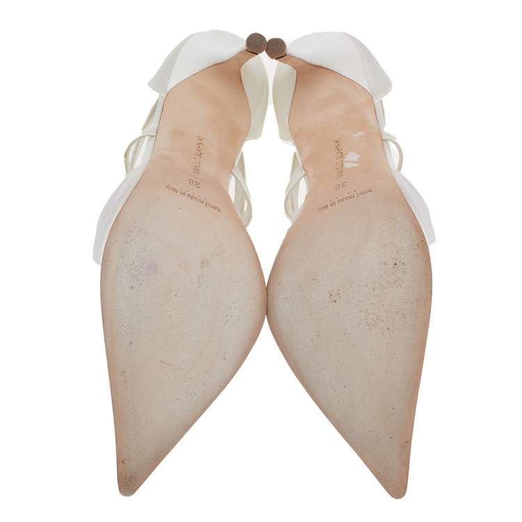 Pre Owned Manolo Blahnik White Satin Lala Crystal Embellished Pointed Toe Pumps Size 38
