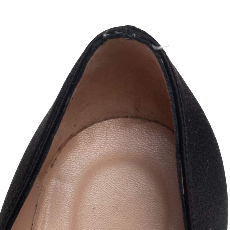 Pre Owned Manolo Blahnik Black Satin Borlak Pumps Size 36.5