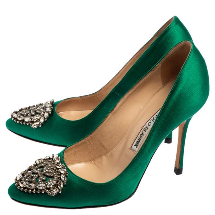 Pre Owned Manolo Blahnik Green Satin Okkava Pointed Toe Pumps Size 35.5