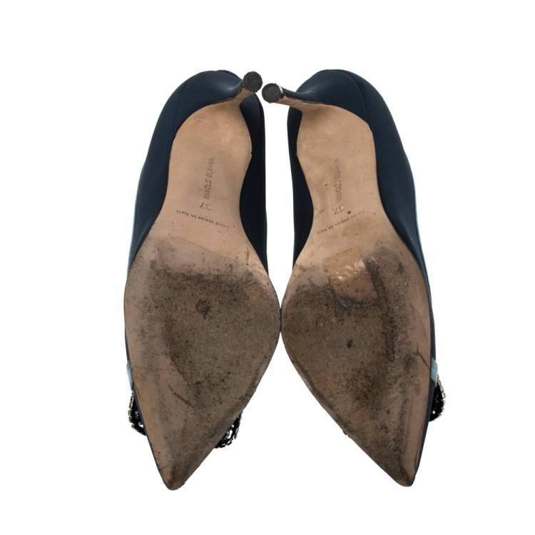 Pre Owned Manolo Blahnik Navy Blue Fabric And Canvas Hangisi Pumps Size 37