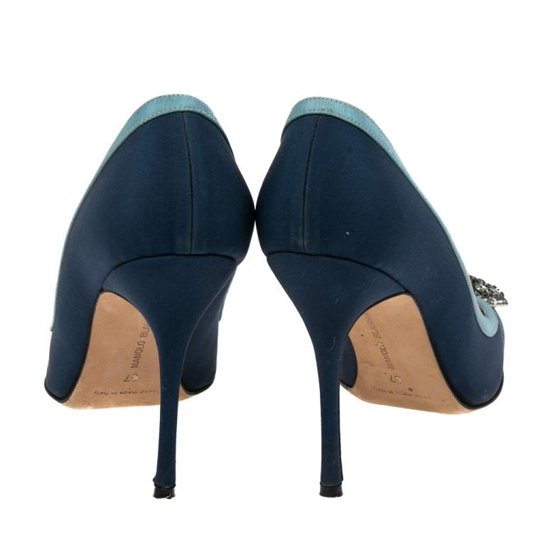 Pre Owned Manolo Blahnik Navy Blue Fabric And Canvas Hangisi Pumps Size 37