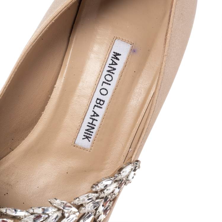 Pre Owned Manolo Blahnik Beige Satin Nadira Pumps Size 38.5