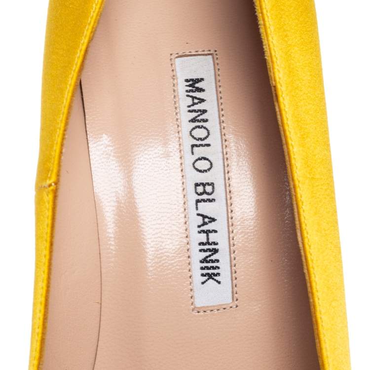 Pre Owned Manolo Blahnik Yellow Satin Hangisi Pumps Size 36