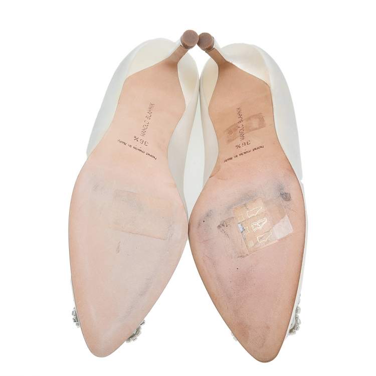 Pre Owned Manolo Blahnik White Satin Hangisi Pumps Size 36.5