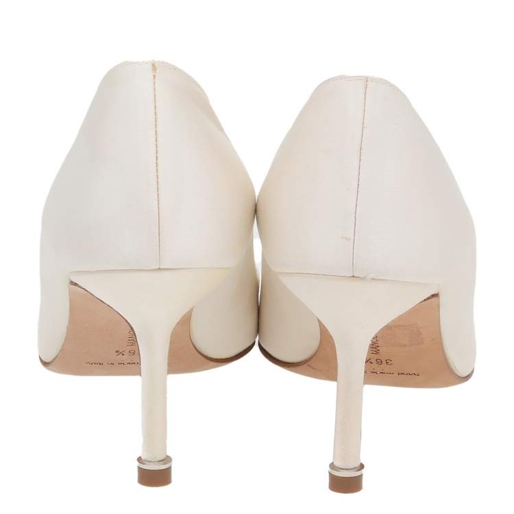 Pre Owned Manolo Blahnik White Satin Hangisi Pumps Size 36.5