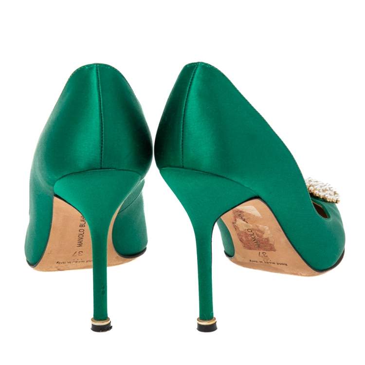 Pre Owned Manolo Blahnik  Green Satin Hangisi Pumps Size 37