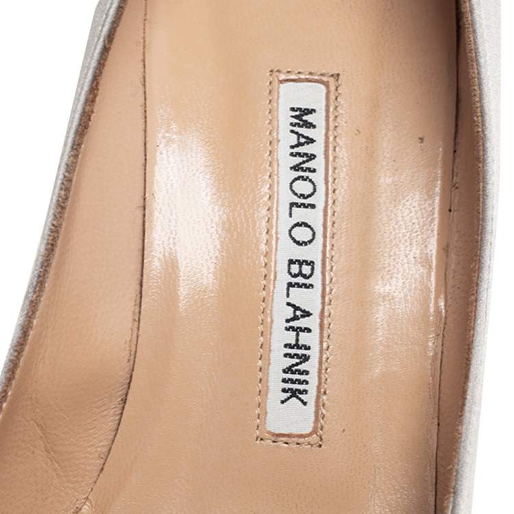 Pre Owned Manolo Blahnik Grey Satin Hangisi Pumps Size 37