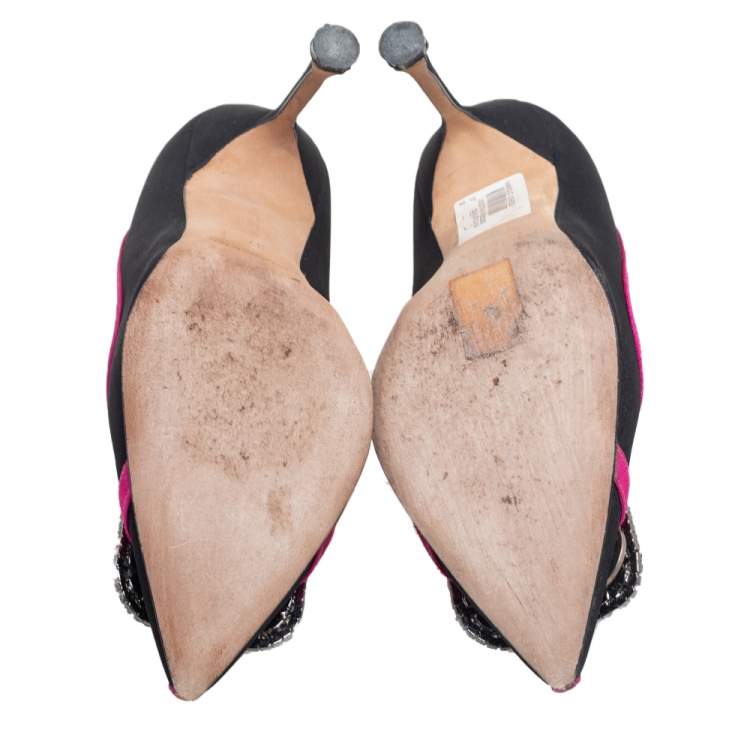 Pre Owned Manolo Blahnik Black/Pink Satin Okkava Crystal Embellished Pumps Size 37