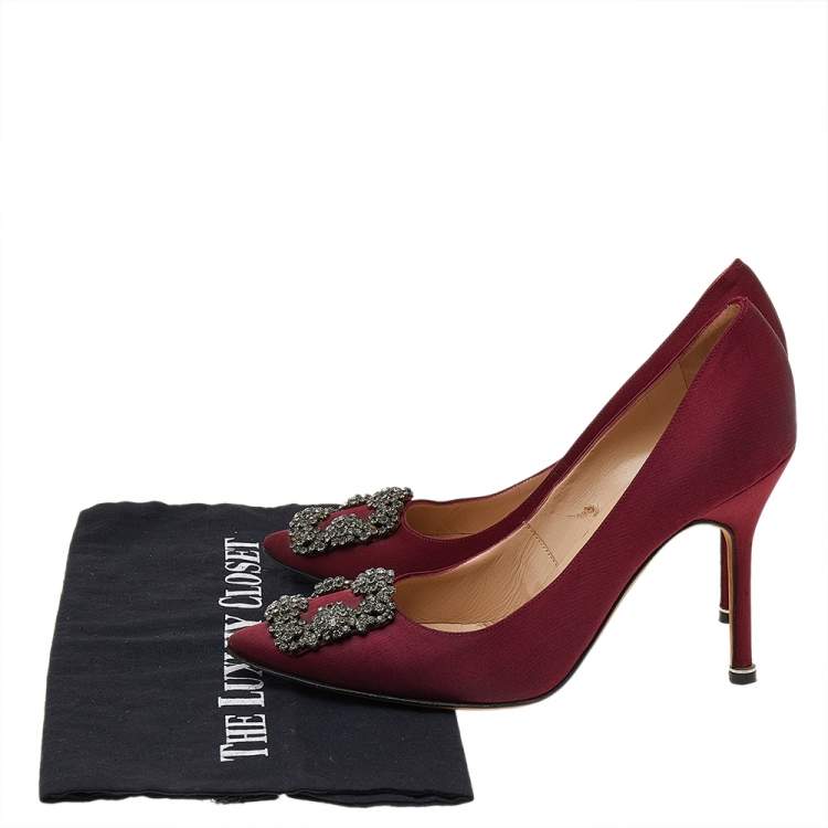 Pre Owned Manolo Blahnik Burgundy Satin Hangisi Pointed Toe Pumps Size 37