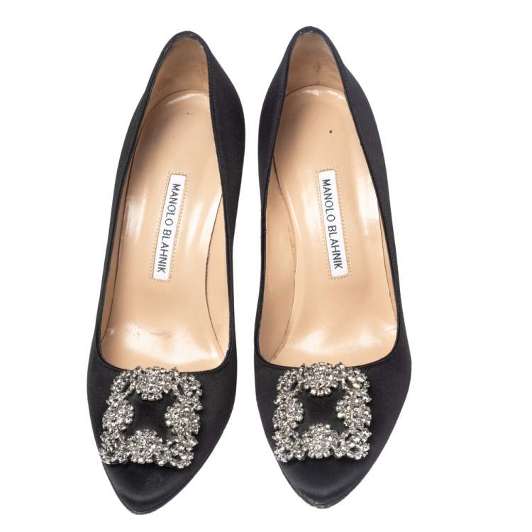 Pre Owned Manolo Blahnik Black Satin Hangisi Pumps Size 39