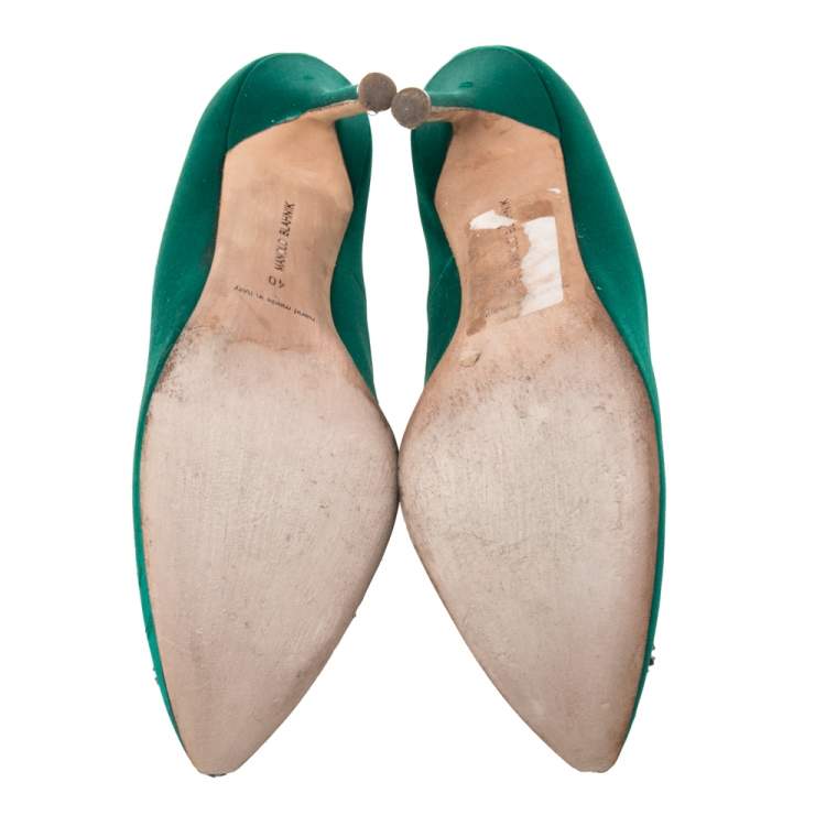 Pre Owned Manolo Blahnik Green Satin Hangisi Pumps Size 40