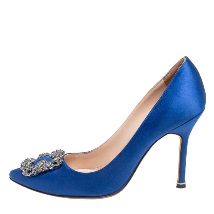Pre Owned Manolo Blahnik Blue Satin Hangisi Pumps Size 37.5