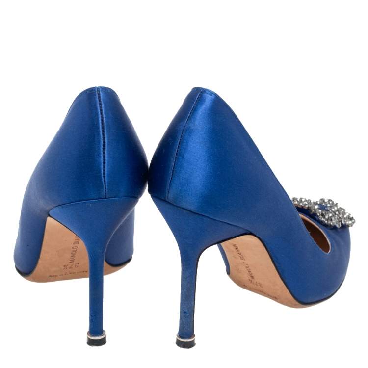 Pre Owned Manolo Blahnik Blue Satin Hangisi Pumps Size 37.5