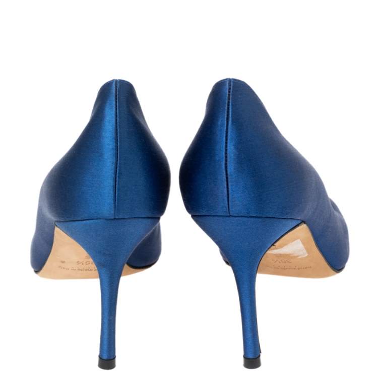 Pre Owned Manolo Blahnik Blue Satin Eufrasia Pointed Toe Pumps Size 36.5