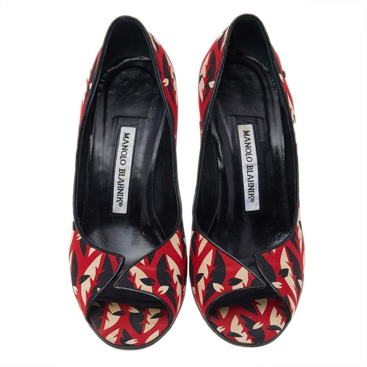 Pre Owned Manolo Blahnik Multicolor Fabric Peep toe Pumps Size 37.5
