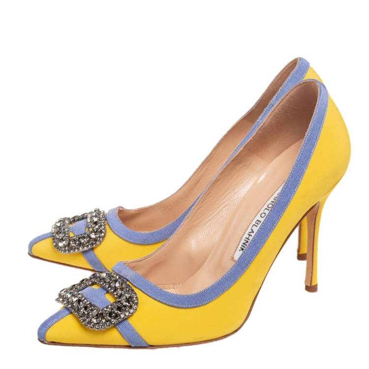 Pre Owned Manolo Blahnik Yellow/Blue Fabric Gotrian Pumps Size 36.5