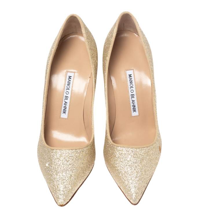 Pre Owned Manolo Blahnik Gold Glitter Pointed Toe Pumps Size 36.5