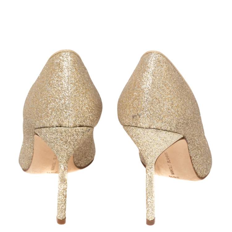 Pre Owned Manolo Blahnik Gold Glitter Pointed Toe Pumps Size 36.5