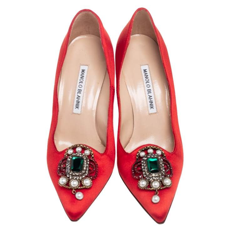 Pre Owned Manolo Blahnik Red Satin Eufrasia Pointed Toe Pumps Size 36.5