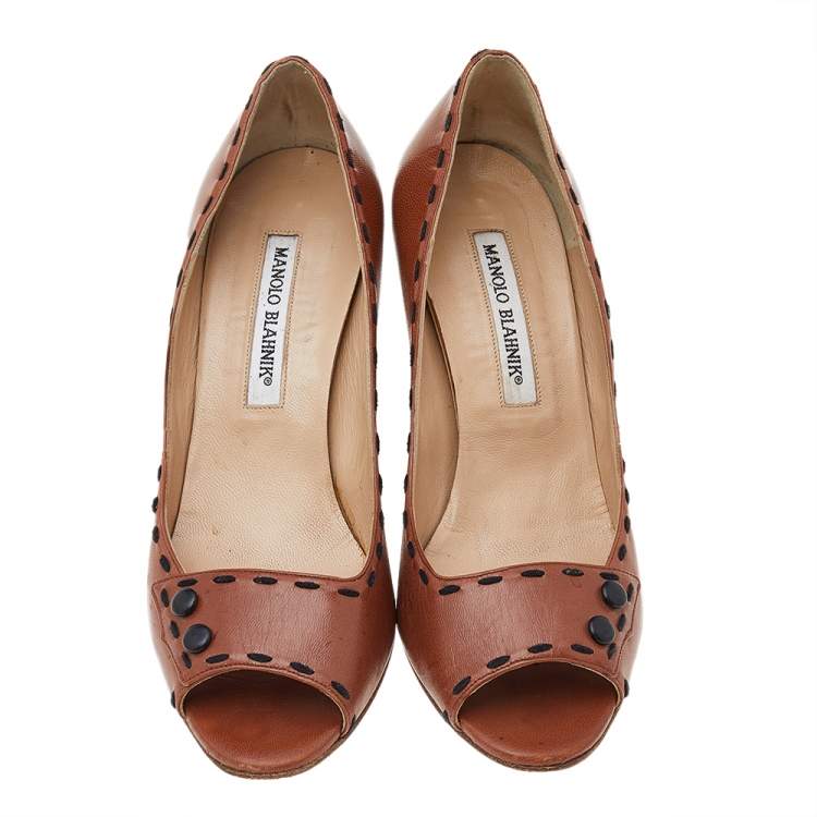 Pre Owned Manolo Blahnik Brown Leather Peep-Toe Pumps Size 37