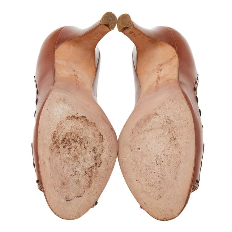 Pre Owned Manolo Blahnik Brown Leather Peep-Toe Pumps Size 37