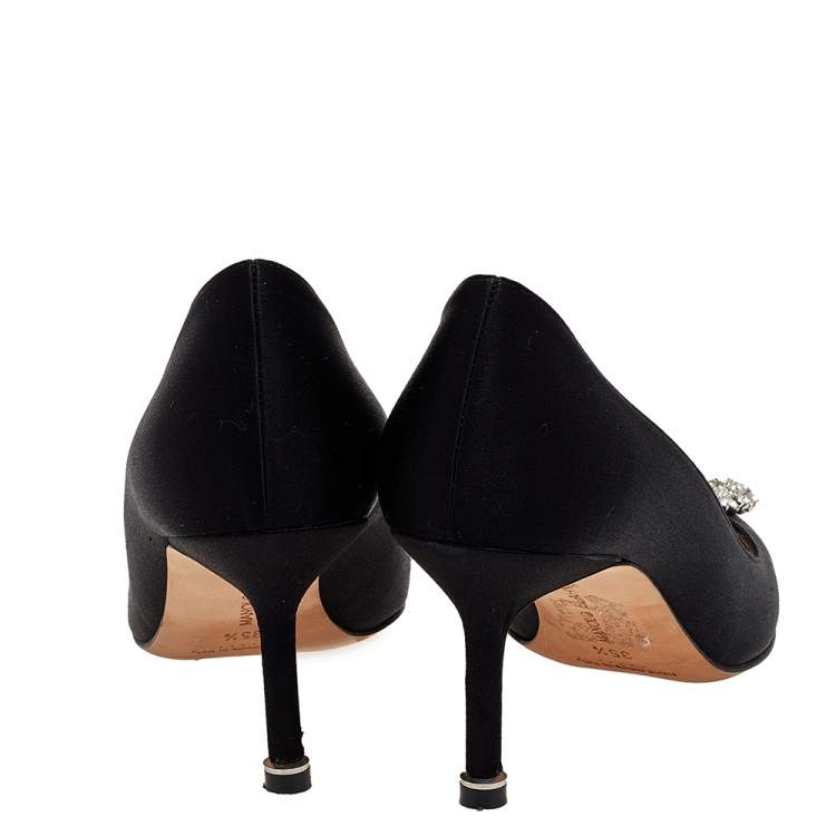 Pre Owned Manolo Blahnik Black Satin Hangisi Pumps Size 35.5