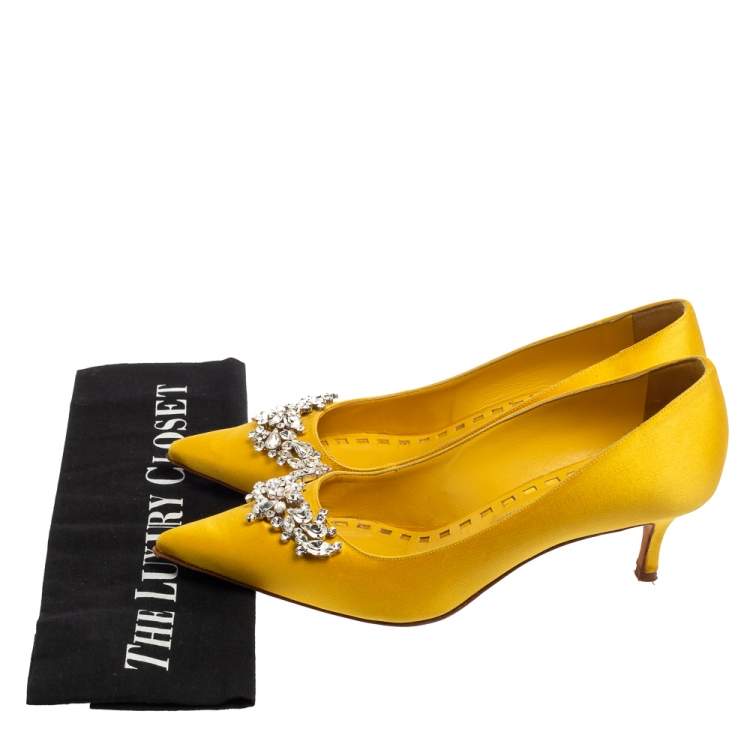 Pre Owned Manolo Blahnik Yellow Satin Lurum BB Pumps Size 37.5