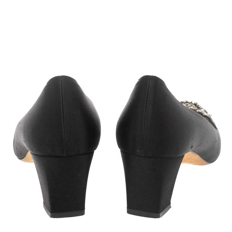 Pre Owned Manolo Blahnik Black Satin Okkava Crystal Embellished Pumps Size 39