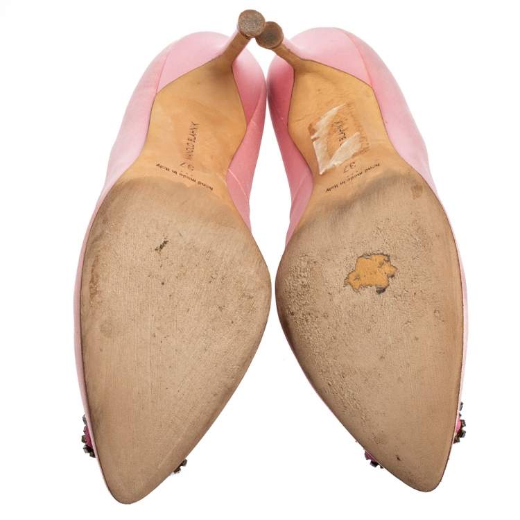 Pre Owned Manolo Blahnik Pink Satin  Crystal Embellished  Hangisi Pumps Size 37