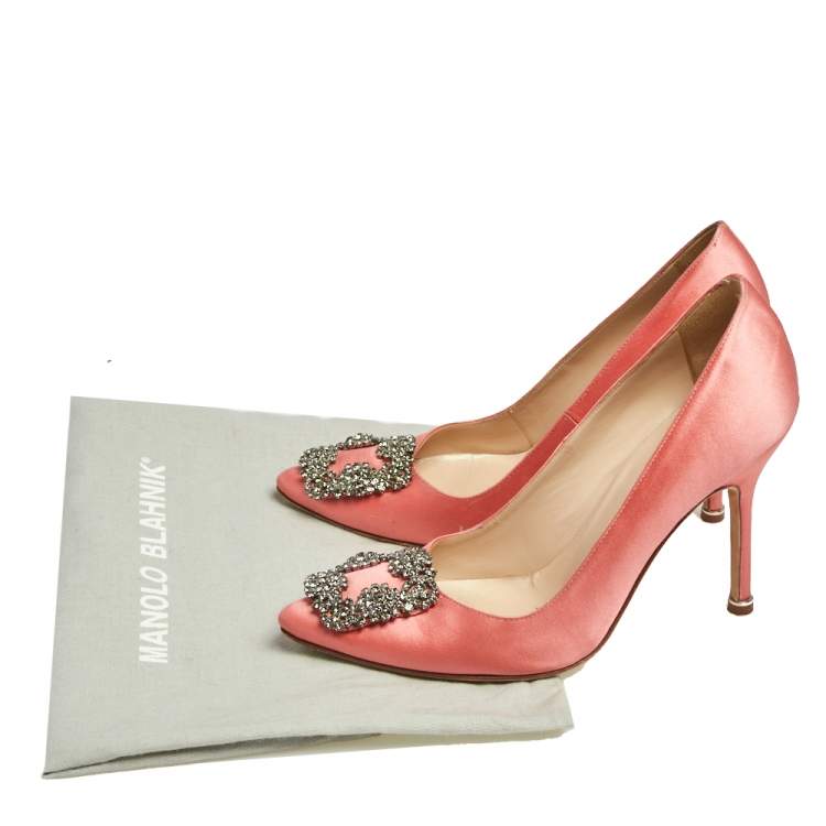 Pre Owned Manolo Blahnik Coral Satin Hangisi Pumps Size 37
