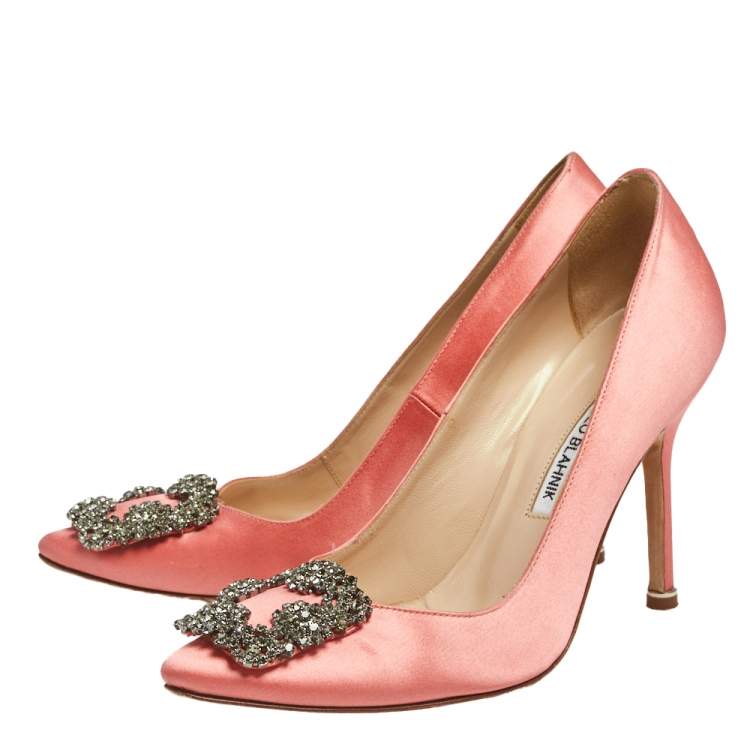 Pre Owned Manolo Blahnik Coral Satin Hangisi Pumps Size 37