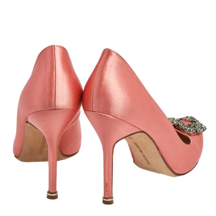 Pre Owned Manolo Blahnik Coral Satin Hangisi Pumps Size 37