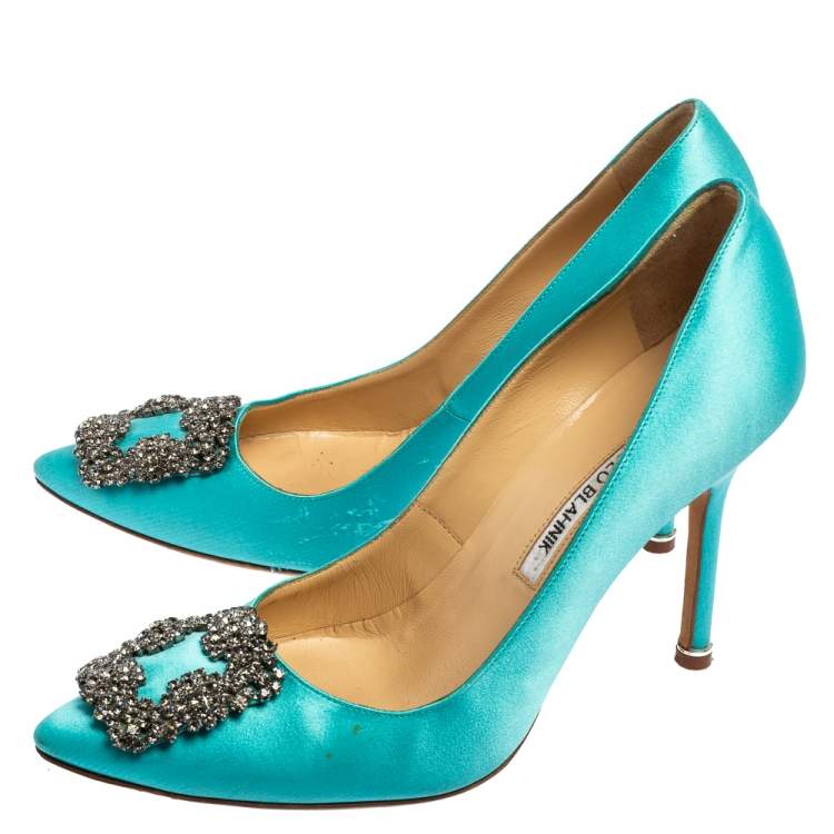 Pre Owned Manolo Blahnik Blue Satin Hangisi Pumps Size 37