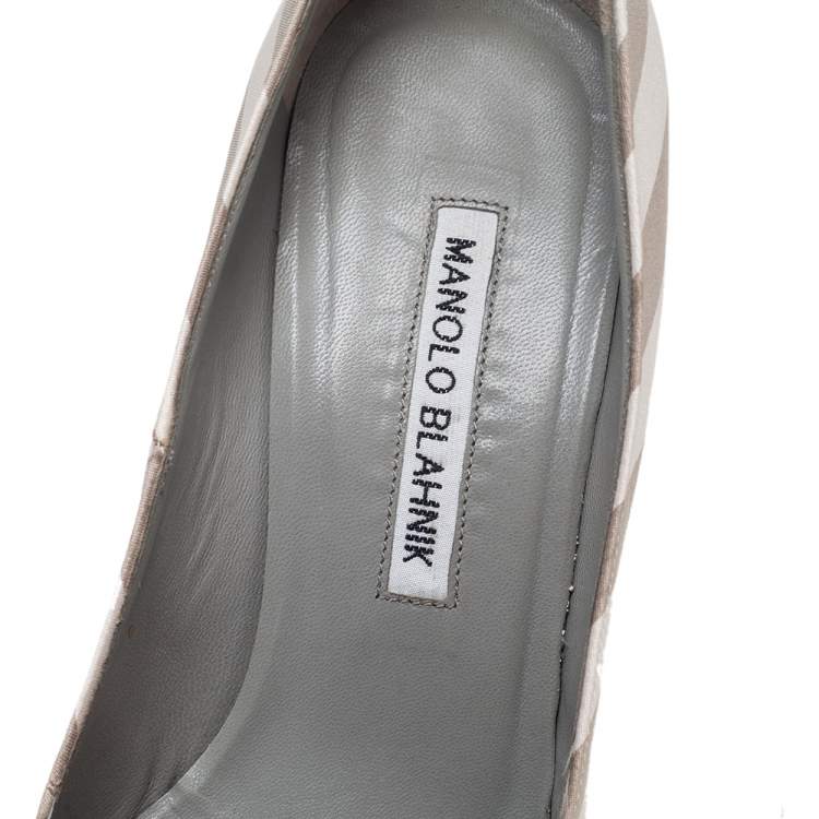 Pre Owned Manolo Blahnik Cream/Grey Satin Pointed Toe Pumps Size 36.5