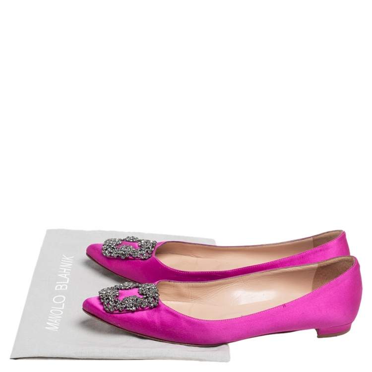 مملوكة مسبقًا Manolo Blahnik Fuchsia Satin Hangisi Flats Size 39