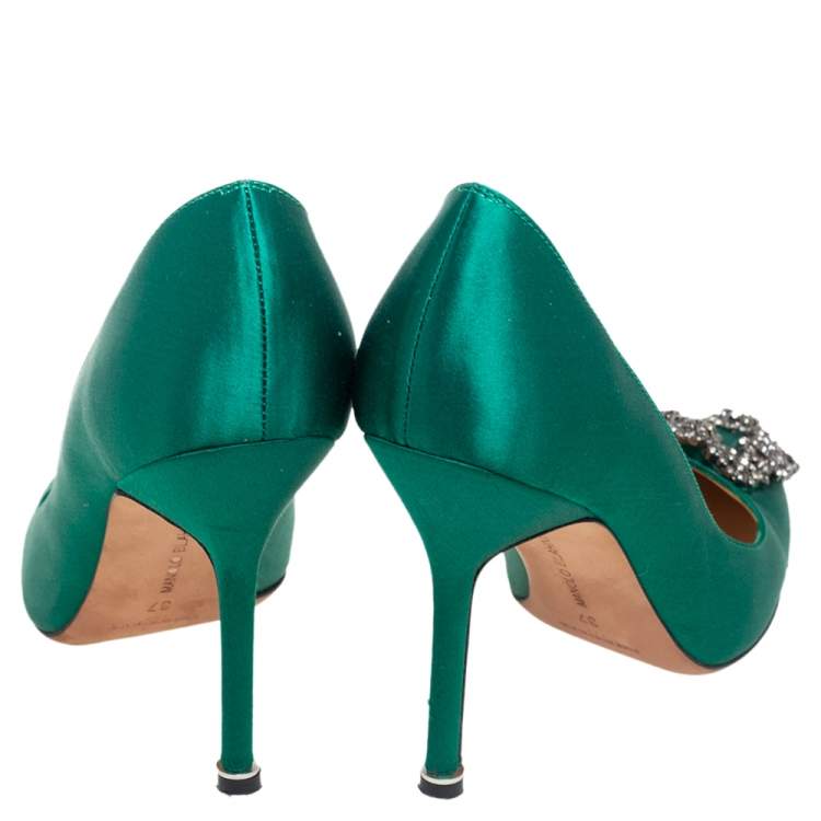 Pre Owned Manolo Blahnik Green Satin Hangisi Crystal Embellished Pointed Toe Pumps Size 37