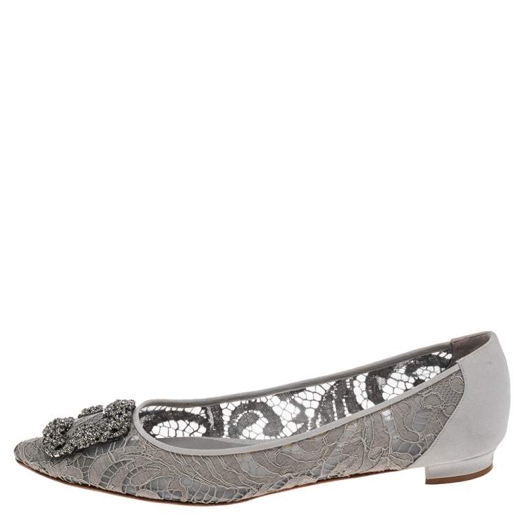 Pre Owned Manolo Blahnik Grey Lace and Stain Hangisi Ballet Flat Size 40.5