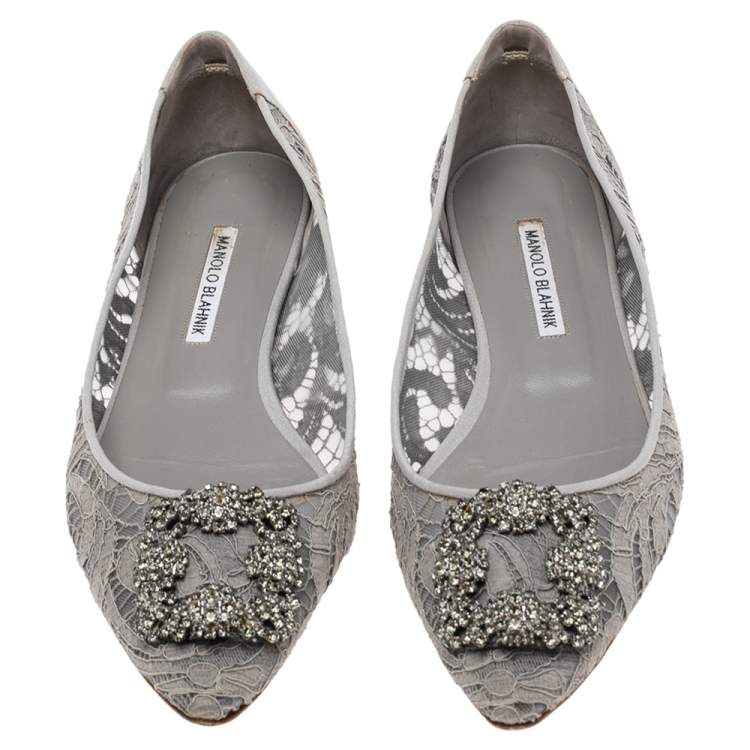 Pre Owned Manolo Blahnik Grey Lace and Stain Hangisi Ballet Flat Size 40.5