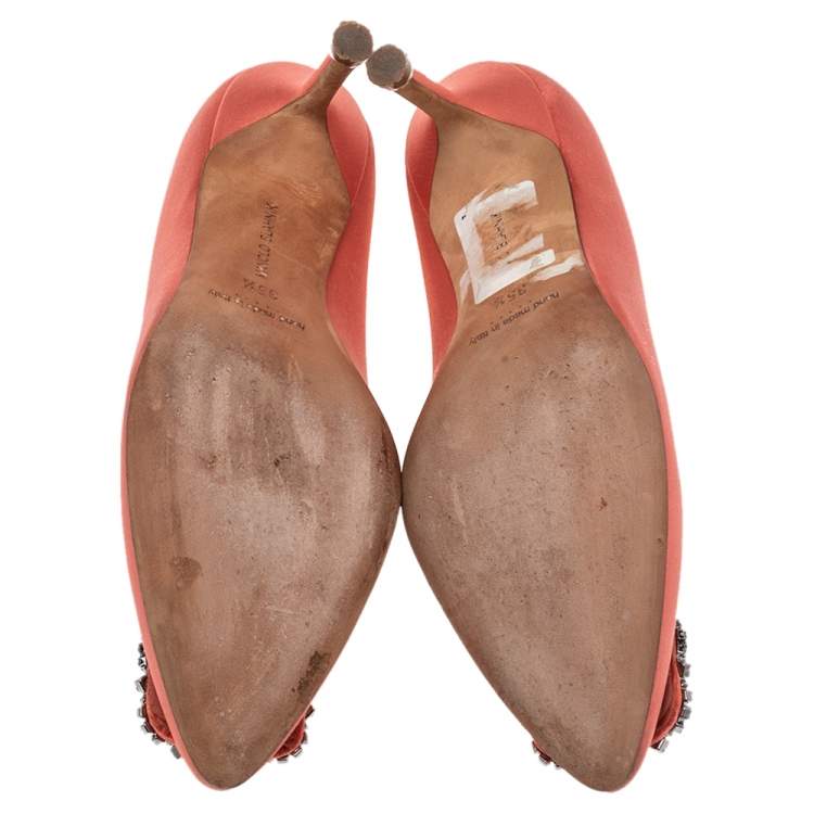 Pre Owned Manolo Blahnik Pink  Satin Hangisi Pumps Size 35.5