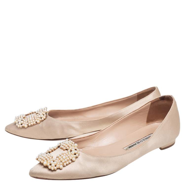 Pre Owned Manolo Blahnik Nude Satin Hangisi Pearl Embellished Flats Size 37