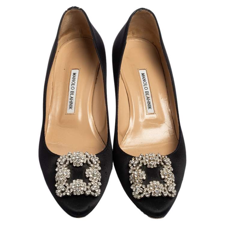 Pre Owned Manolo Blahnik Black Satin Hangisi Pumps Size 40