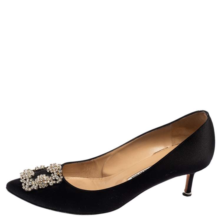Pre Owned Manolo Blahnik Black Satin Hangisi Pumps Size 40